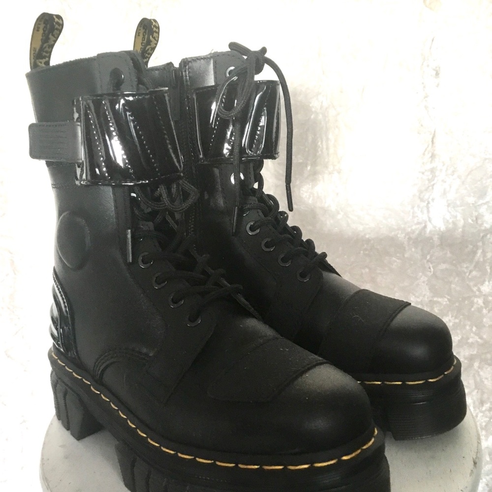 Dr. Martens Audrick 10-Eye Platform Combat Boots – Size US 8 / EU 39